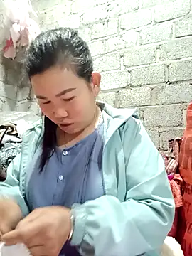 jienrrr online show from October 2025 01:45:01 PM