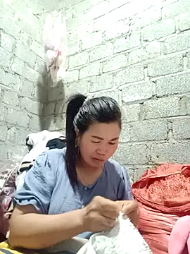 jienrrr online show from October 2025 01:05:02 AM