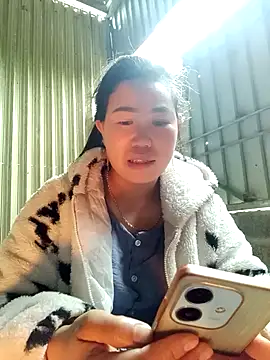 jienrrr online show from November 2025 02:58:02 AM