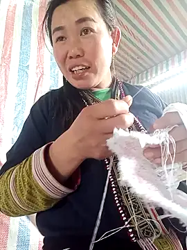 jienrrr online show from October 2025 02:34:02 AM