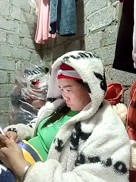 jienrrr online show from November 2025 02:17:01 PM