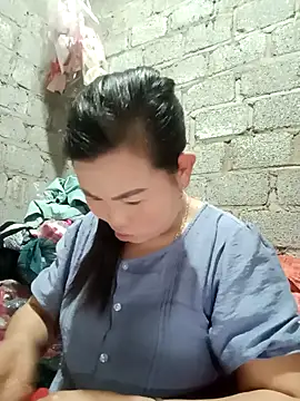 jienrrr online show from October 2025 02:01:02 AM