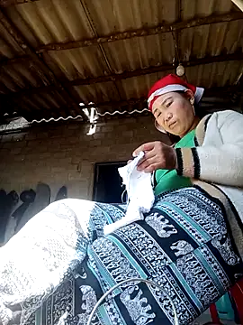 jienrrr online show from December 2025 03:51:01 AM