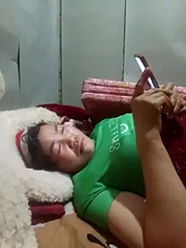 jienrrr online show from April 2026 10:44:01 PM