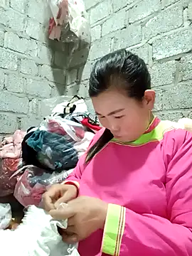 jienrrr online show from October 2025 01:50:01 AM