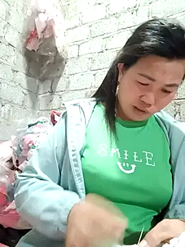 jienrrr online show from October 2025 02:07:02 PM