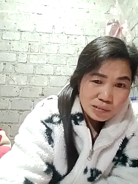 jienrrr online show from November 2025 10:41:01 AM