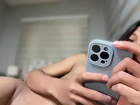 paulovesu online show from February 2026 12:36:02 PM