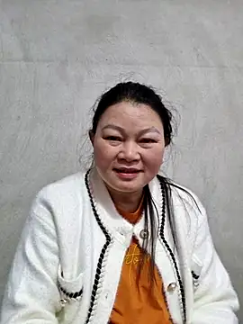 Snapshot of yoowwmr chatting on November 2025 02:55:02 AM yoowwmr online show from November 2025 02:55:02 AM