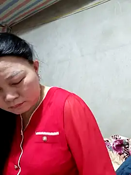 Snapshot of yoowwmr chatting on December 2025 01:21:02 AM yoowwmr online show from December 2025 01:21:02 AM