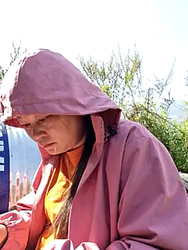 Snapshot of yoowwmr chatting on November 2025 03:51:01 AM yoowwmr online show from November 2025 03:51:01 AM