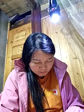 Snapshot of yoowwmr chatting on October 2025 01:54:02 PM yoowwmr online show from October 2025 01:54:02 PM