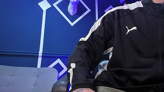 etham wolf  online show from October 2025 12:06:02 PM