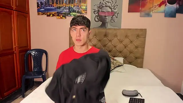 etham wolf  online show from September 2025 02:01:01 PM