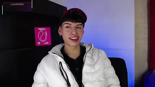 Ezra Storm online show from October 2025 04:55:02 AM