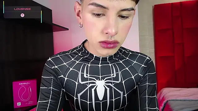 Snapshot of Ezra_Storm chatting on October 2025 04:46:01 AM Ezra Storm online show from October 2025 04:46:01 AM