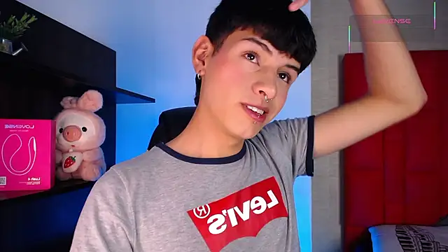 Ezra Storm online show from February 2026 04:52:01 AM