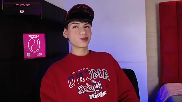 Snapshot of Ezra_Storm chatting on October 2025 04:56:01 AM Ezra Storm online show from October 2025 04:56:01 AM