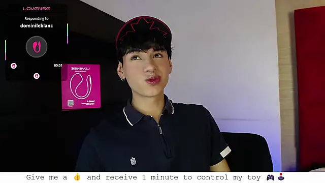 Snapshot of Ezra_Storm chatting on September 2025 04:52:01 AM Ezra Storm online show from September 2025 04:52:01 AM