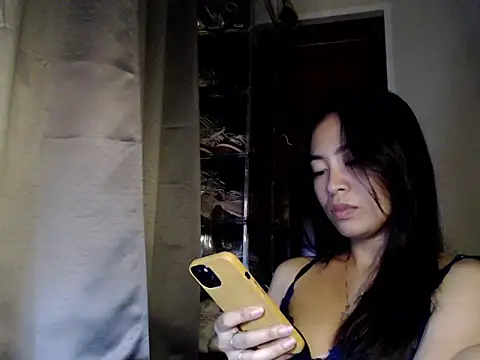 candycrushyyy online show from November 2025 07:46:01 PM