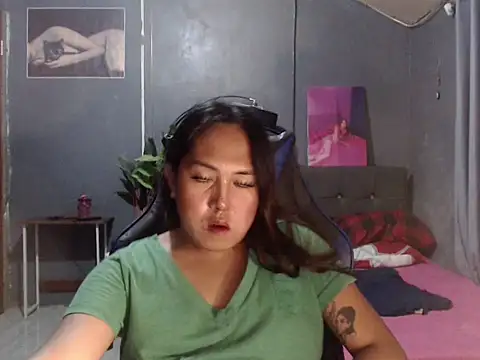 urtranspinay online show from April 2026 04:34:02 PM