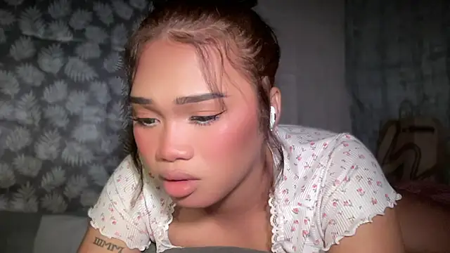 Exotic alyssa69 online show from May 2026 06:41:02 PM