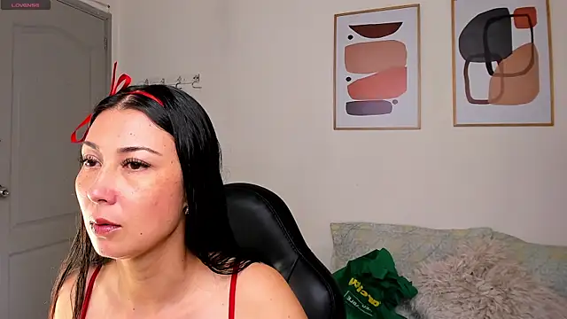 Alexia milf  online show from September 2025 11:28:02 AM
