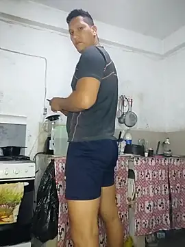 Tom Hardy11 online show from February 2026 08:33:02 AM