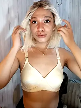 Lovely Daugs online show from February 2026 10:51:02 PM