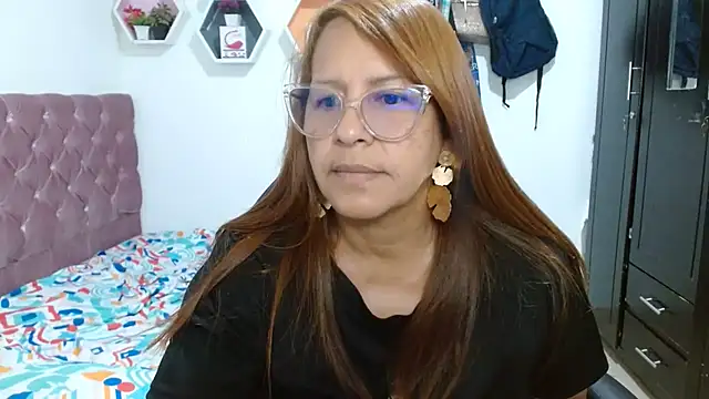 cristydirtyhot online show from April 2026 10:23:01 AM