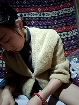 Zhan99999 online show from October 2025 02:13:01 PM