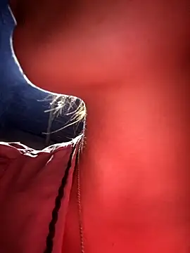 Zhan99999 online show from April 2026 12:18:02 PM