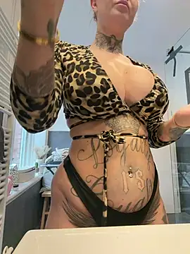 Jasmina-Joy online show from February 2026 11:01:01 AM