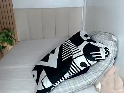 SluttyJedy online show from April 2026 05:03:01 AM