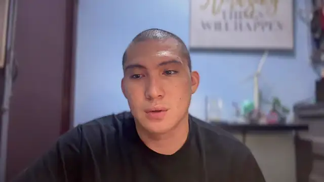 Snapshot of lovely_jay chatting on November 2025 06:57:02 AM lovely jay online show from November 2025 06:57:02 AM