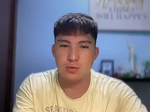 Snapshot of lovely_jay chatting on October 2025 05:55:02 AM lovely jay online show from October 2025 05:55:02 AM