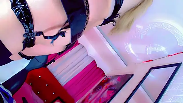 Snapshot of Yareth_Rouss_ chatting on November 2025 07:30:02 AM Yareth Rouss online show from November 2025 07:30:02 AM