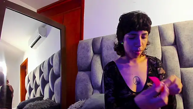 Nicky six333 online show from October 2025 01:14:02 PM