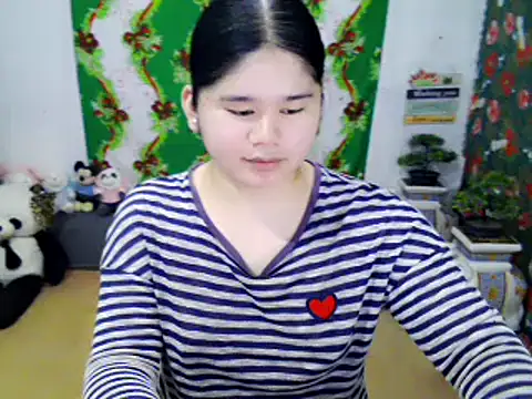 skinnygirl 69 online show from December 2025 04:50:02 PM