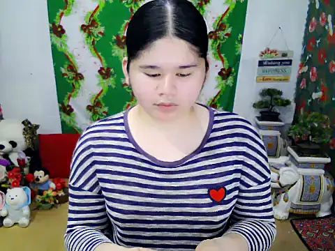 skinnygirl 69 online show from December 2025 05:00:01 PM