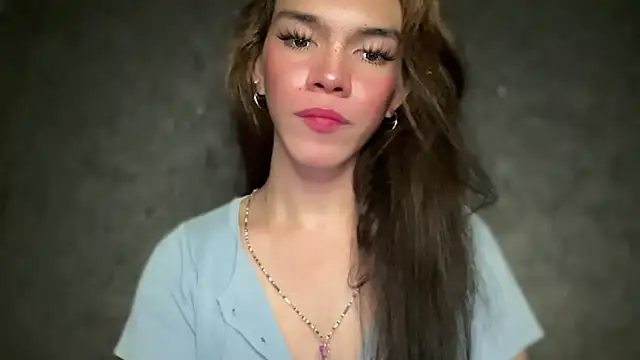 Misselliefayexxx online show from December 2025 02:30:01 PM