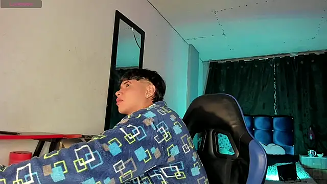 Jostin18 online show from April 2026 04:48:01 AM