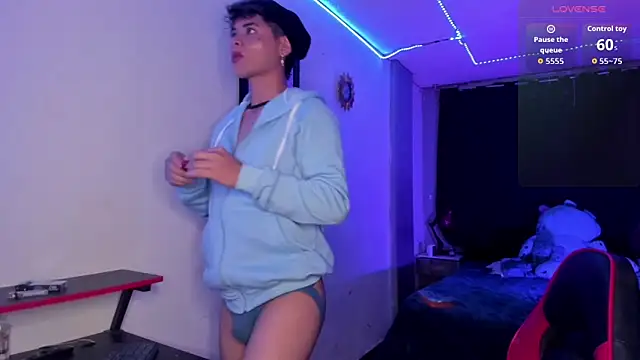 Snapshot of Jostin18 chatting on September 2025 03:13:02 AM Jostin18 online show from September 2025 03:13:02 AM