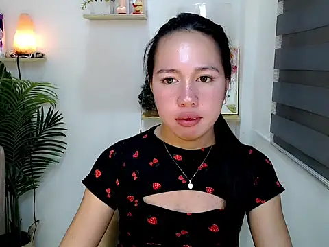 kimbratx online show from February 2026 11:00:02 PM