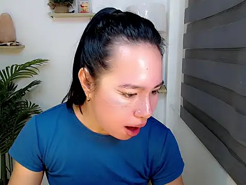 kimbratx online show from November 2025 12:00:01 AM