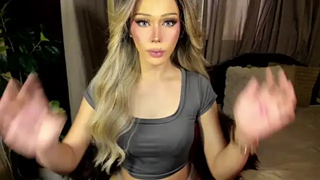 Candicebloom online show from May 2026 01:48:01 AM