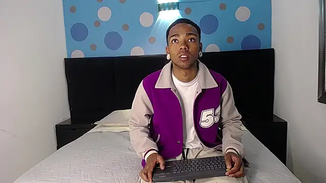 CollemanStone online show from November 2025 12:20:02 PM