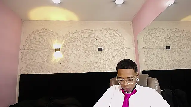 CollemanStone online show from November 2025 01:04:02 PM