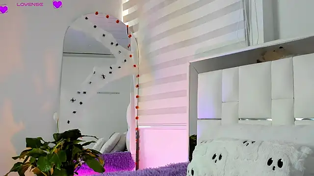 sara goddess01 online show from October 2025 07:02:01 PM