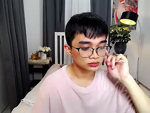 sexysam14 online show from February 2026 05:00:02 PM